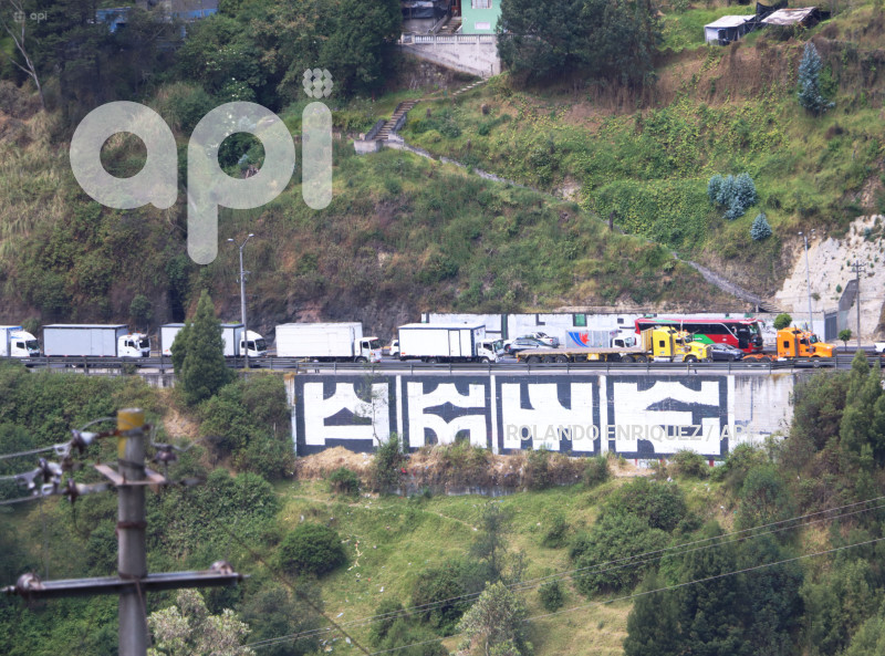 CARAVANA-TRANSPORTISTAS-EXIGEN-SEGURIDAD