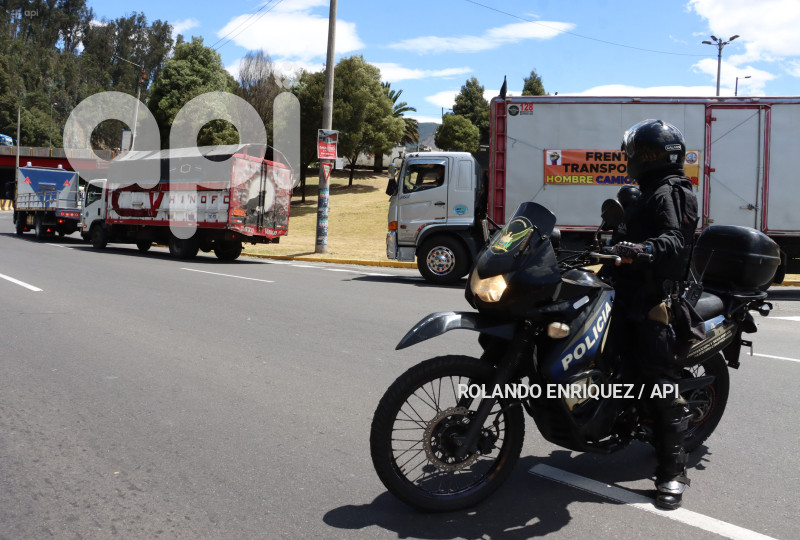 CARAVANA-TRANSPORTISTAS-EXIGEN-SEGURIDAD