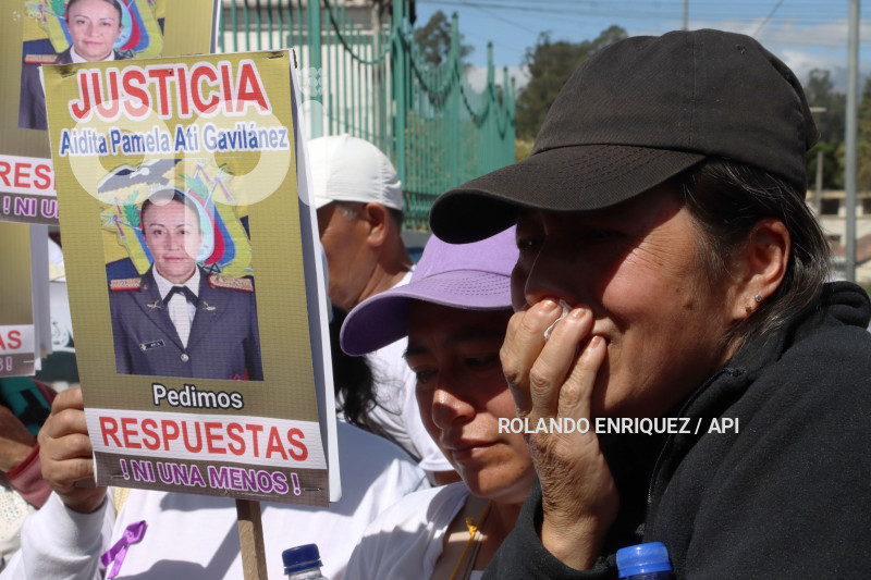 PLANTON-MIN-DEFENSA-PAMELA-ATI
