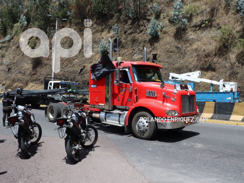 CARAVANA-TRANSPORTISTAS-EXIGEN-SEGURIDAD