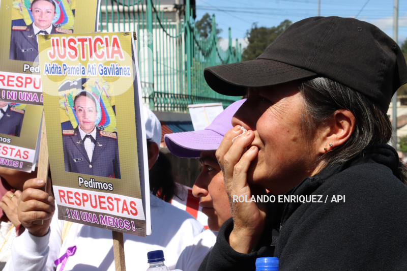 PLANTON-MIN-DEFENSA-PAMELA-ATI