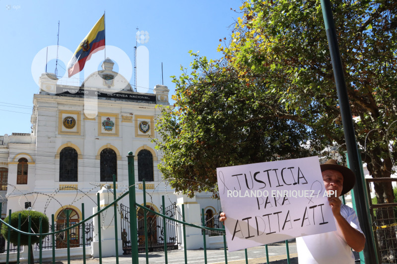PLANTON-MIN-DEFENSA-PAMELA-ATI