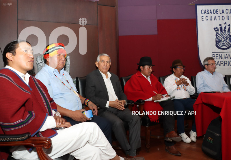 REUNION-IZQUIERDAS