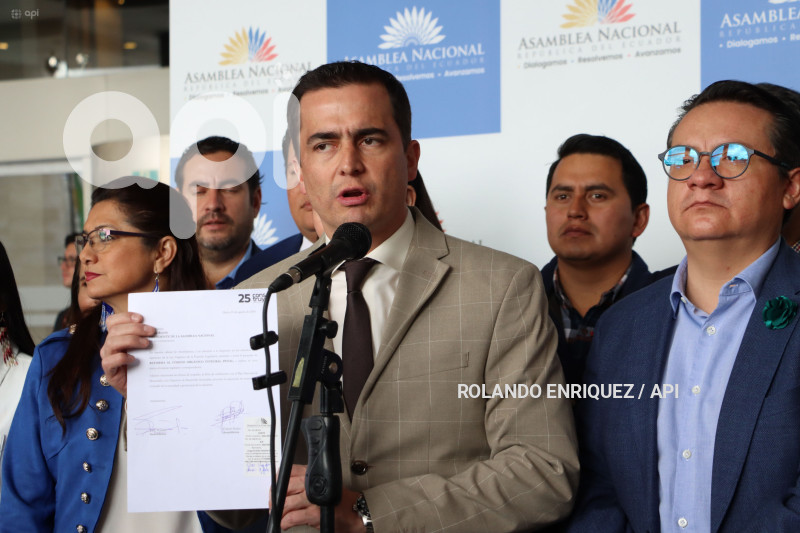 CONSTRUYE-MULTAS-TRANSITO-QUITO