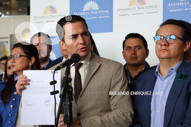 CONSTRUYE-MULTAS-TRANSITO-QUITO
