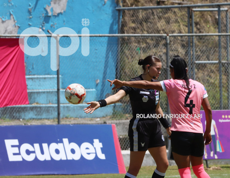 FBL-SUPERLIGA-FEMENINA-NANAS-LDU-QUITO