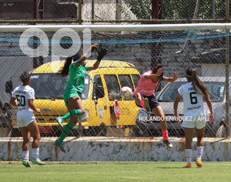 FBL-SUPERLIGA-FEMENINA-NANAS-LDU-QUITO