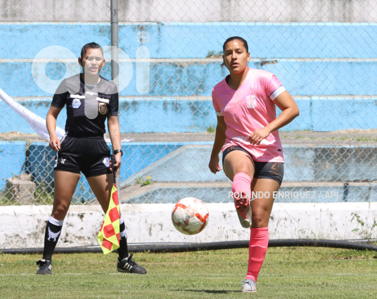 FBL-SUPERLIGA-FEMENINA-NANAS-LDU-QUITO
