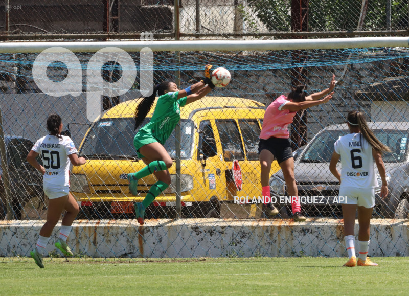 FBL-SUPERLIGA-FEMENINA-NANAS-LDU-QUITO