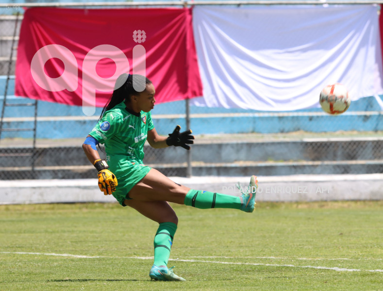 FBL-SUPERLIGA-FEMENINA-NANAS-LDU-QUITO