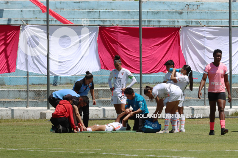 FBL-SUPERLIGA-FEMENINA-NANAS-LDU-QUITO