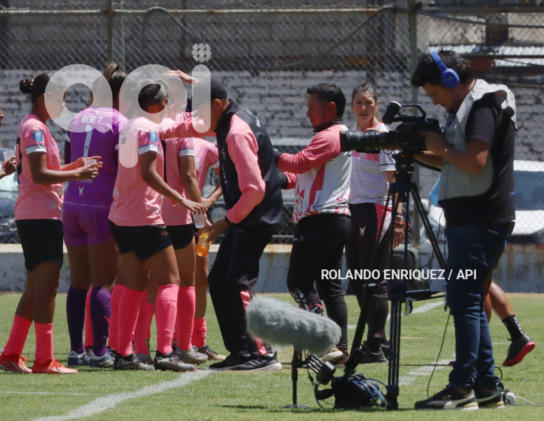 FBL-SUPERLIGA-FEMENINA-NANAS-LDU-QUITO