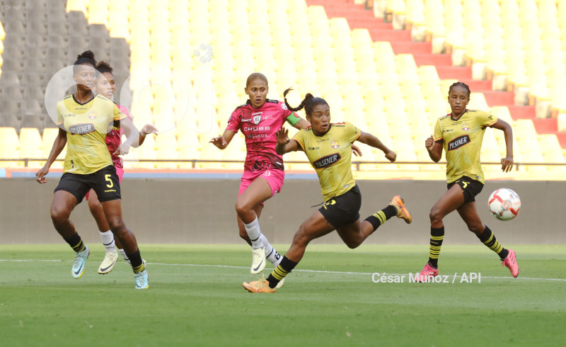 FBL-SUPERLIGA-BARCELONA DRAGONAS