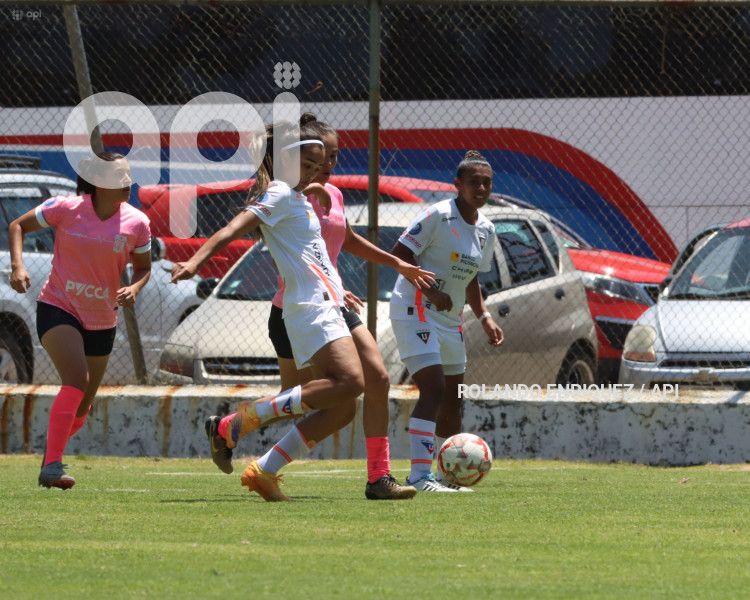 FBL-SUPERLIGA-FEMENINA-NANAS-LDU-QUITO