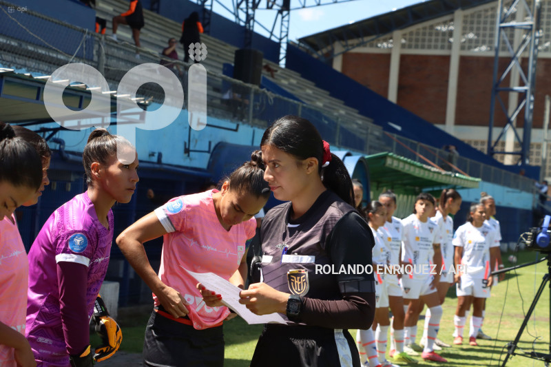 FBL-SUPERLIGA-FEMENINA-NANAS-LDU-QUITO