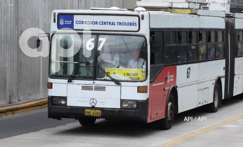 PLANTON-TRANSPORTE-PASAJEROS-QUITO