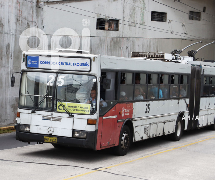 PLANTON-TRANSPORTE-PASAJEROS-QUITO