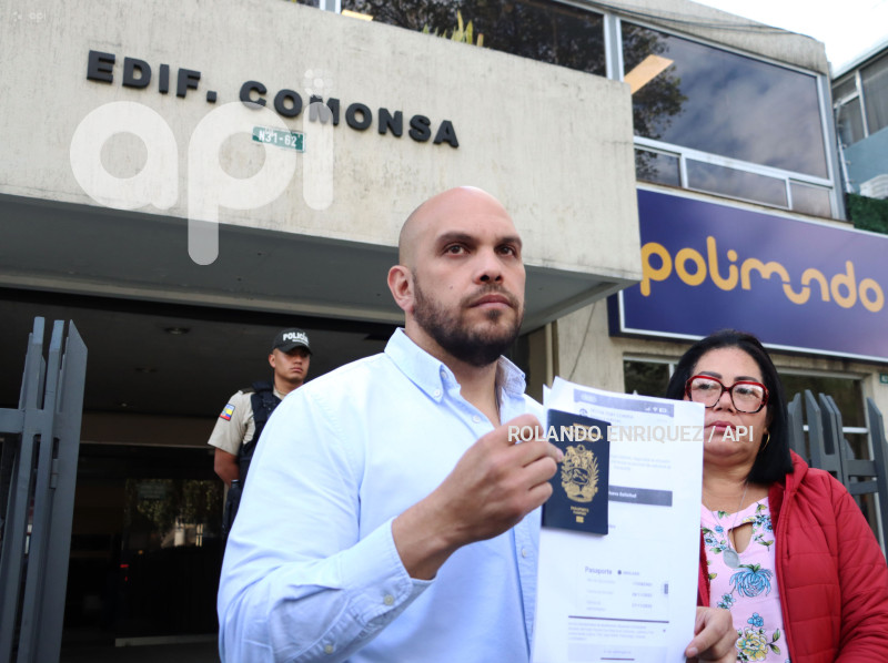 DENUNCIA-VENEZOLANOS-QUITO