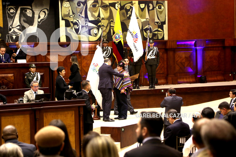 POL-SESION-SOLEMNE