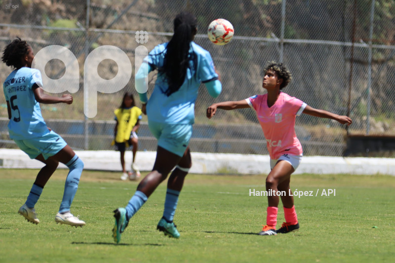 FBL-SUPERLIGA-FEMENINA-ECUABET-CATÓLICA-ÑAÑAS
