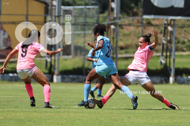 FBL-SUPERLIGA-FEMENINA-ECUABET-CATÓLICA-ÑAÑAS
