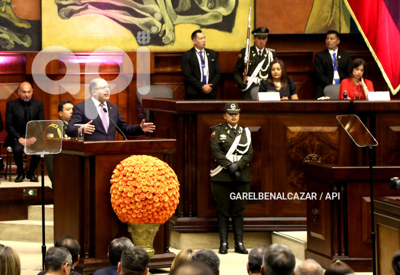 POL-SESION-SOLEMNE