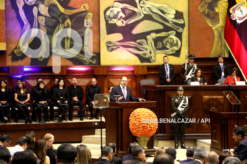 POL-SESION-SOLEMNE