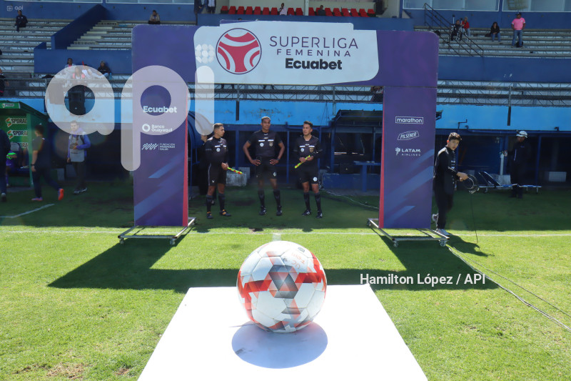 FBL-SUPERLIGA-FEMENINA-ECUABET-CATÓLICA-ÑAÑAS