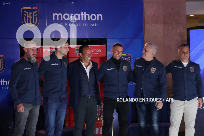 TECNICO-SELECCION-ECUADOR-SEBASTIAN-BECCACECE
