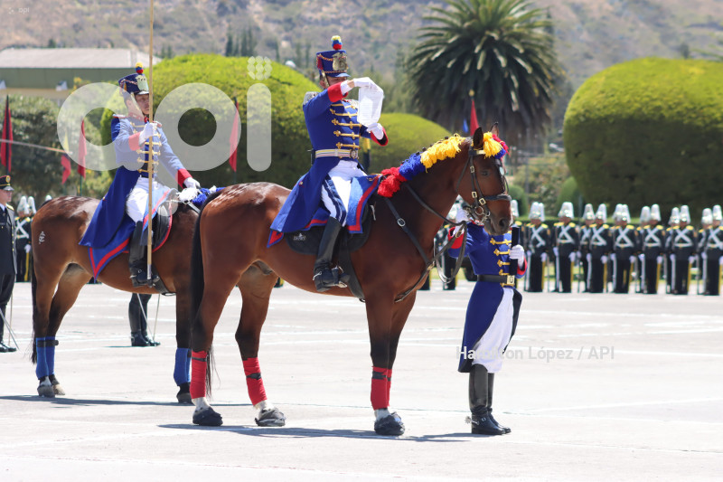 UIO-CEREMONIA-MILITAR-ASCENSOS