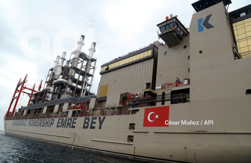 GYE-BARCAZA KARPOWERSHIP 1