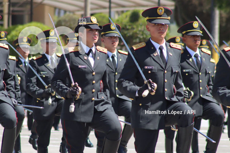 UIO-CEREMONIA-MILITAR-ASCENSOS