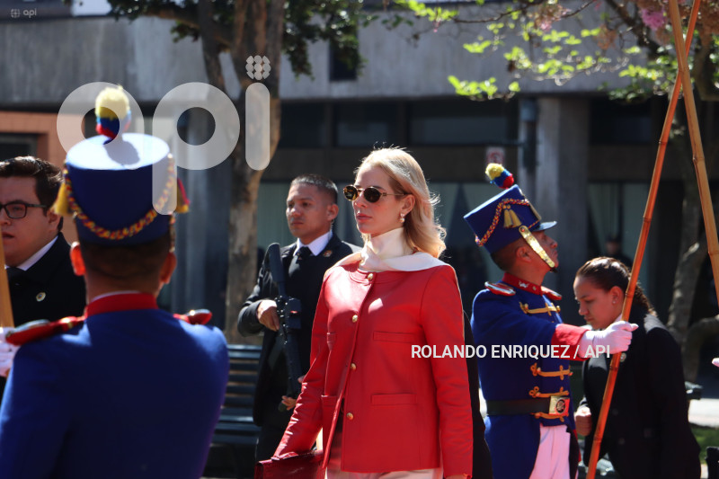 OFRENDA-FLORAL-HEROES-10-AGOSTO