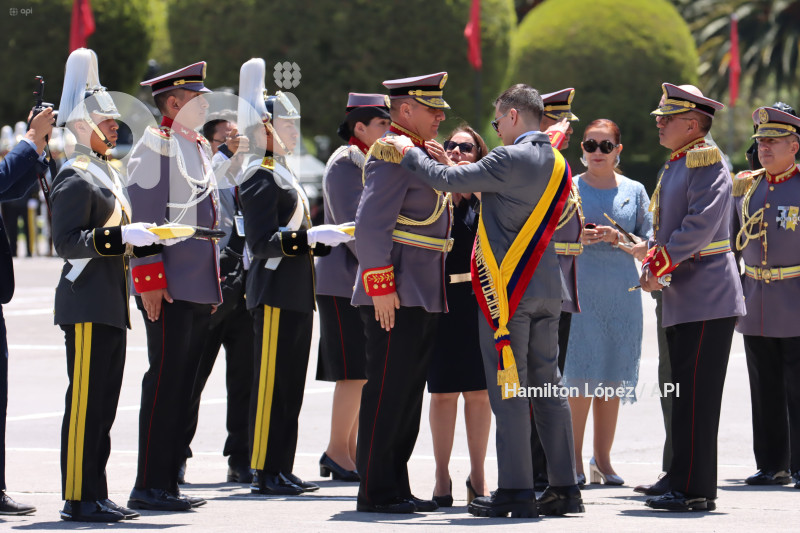 UIO-CEREMONIA-MILITAR-ASCENSOS