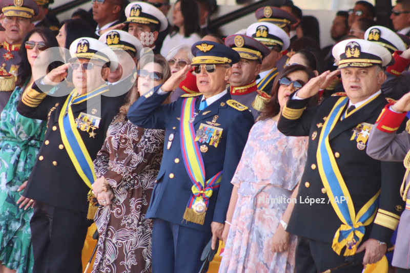 UIO-CEREMONIA-MILITAR-ASCENSOS