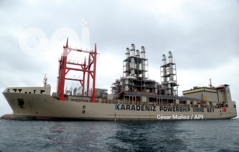GYE-BARCAZA KARPOWERSHIP 1