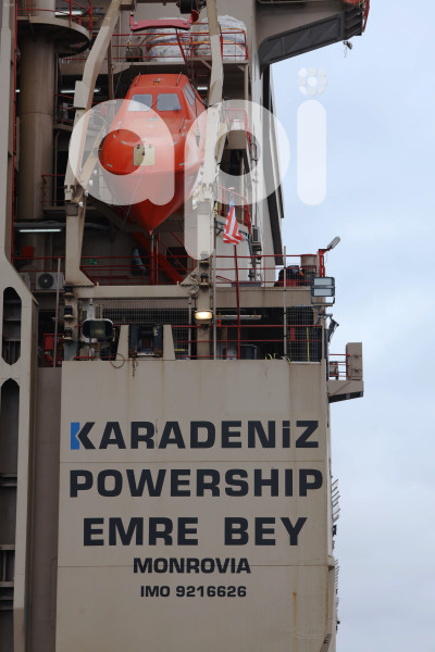 GYE-BARCAZA KARPOWERSHIP 1