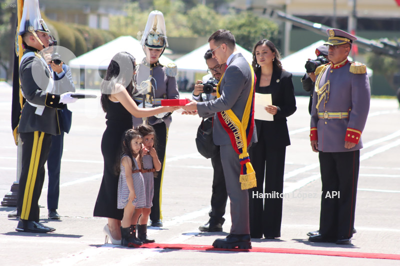 UIO-CEREMONIA-MILITAR-ASCENSOS