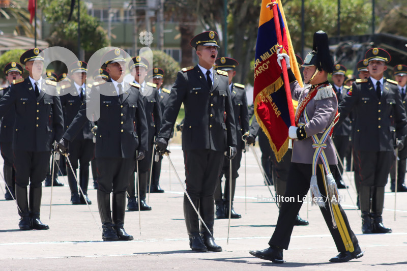 UIO-CEREMONIA-MILITAR-ASCENSOS