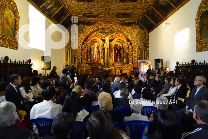 HOMENAJE FERNANDO VILLAVICENCIO