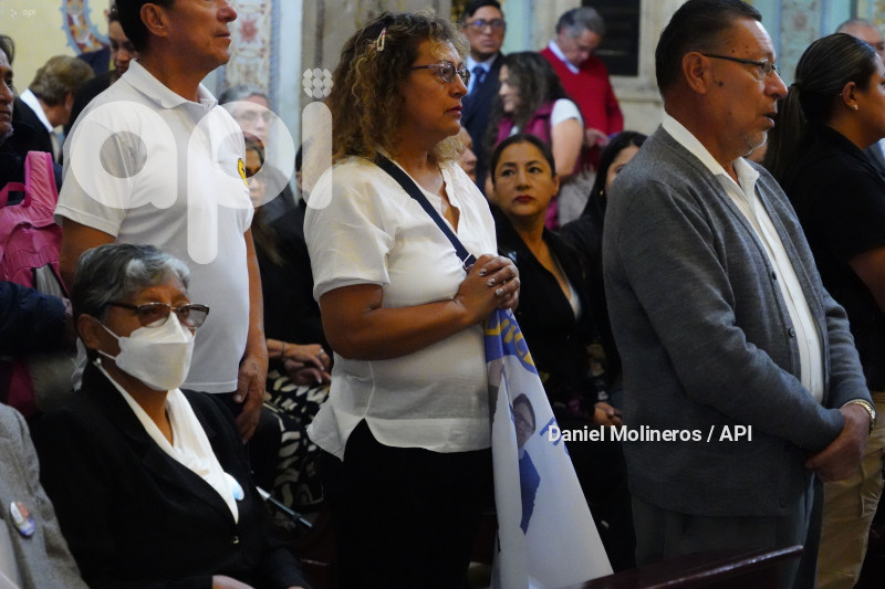 HOMENAJE FERNANDO VILLAVICENCIO