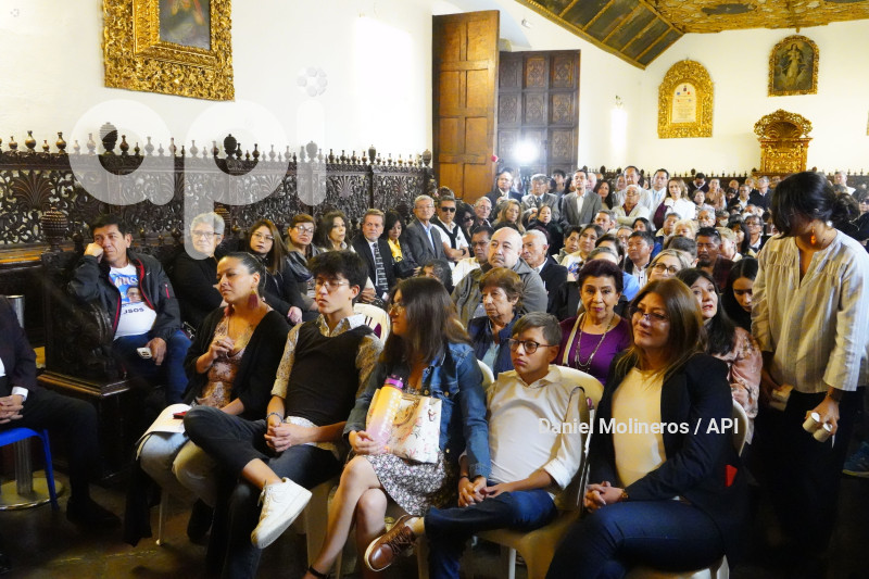 HOMENAJE FERNANDO VILLAVICENCIO