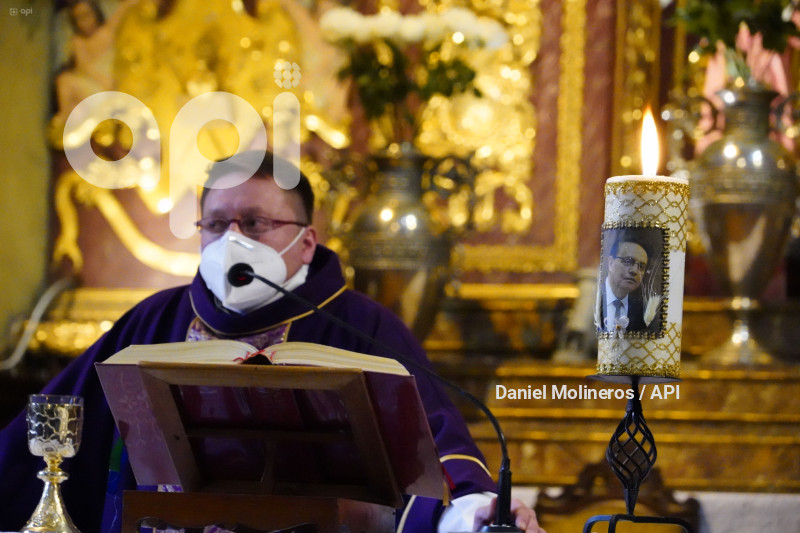 HOMENAJE FERNANDO VILLAVICENCIO