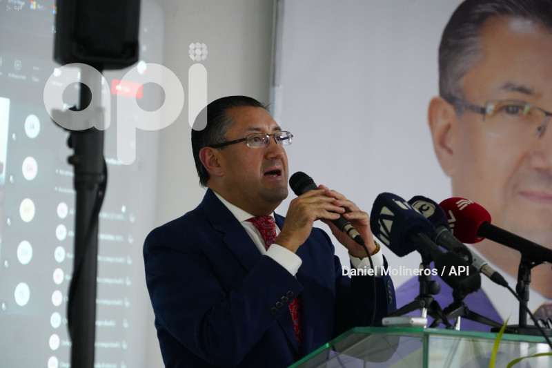 DEMOCRACIA SI SAQUICELA