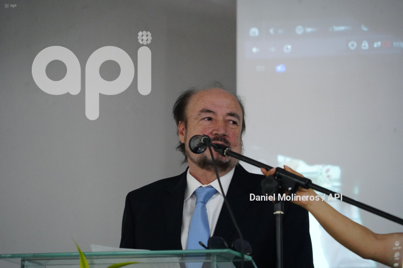 DEMOCRACIA SI SAQUICELA
