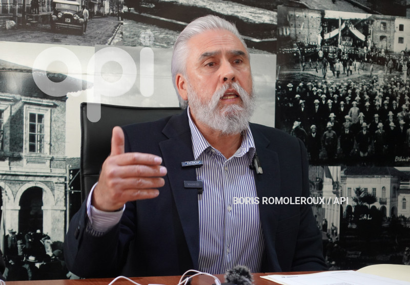 CUENCA-CARGO-GOBERNADOR-SANTIAGO MALO