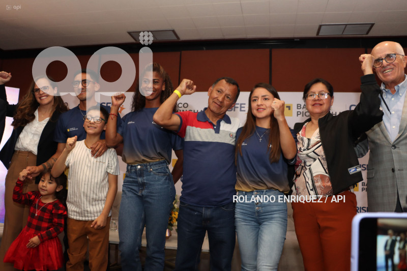 CONVERSATORIO-MEDALLISTAS-OLIMPICOS