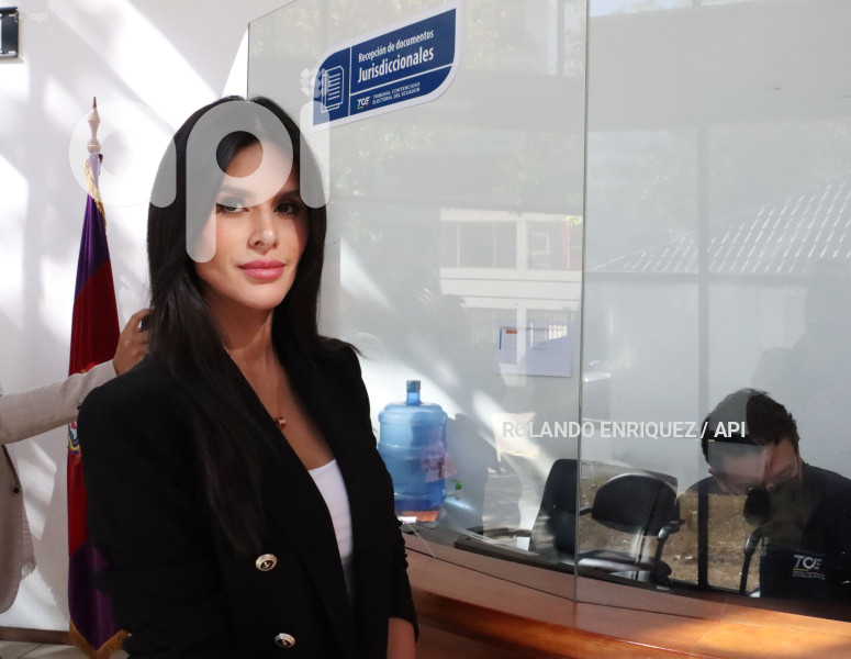 DIANA-JACOME-DENUNCIA-VECEPRESIDENTA