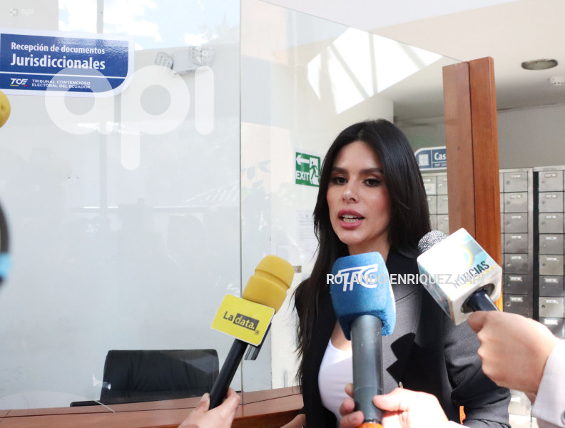 DIANA-JACOME-DENUNCIA-VECEPRESIDENTA