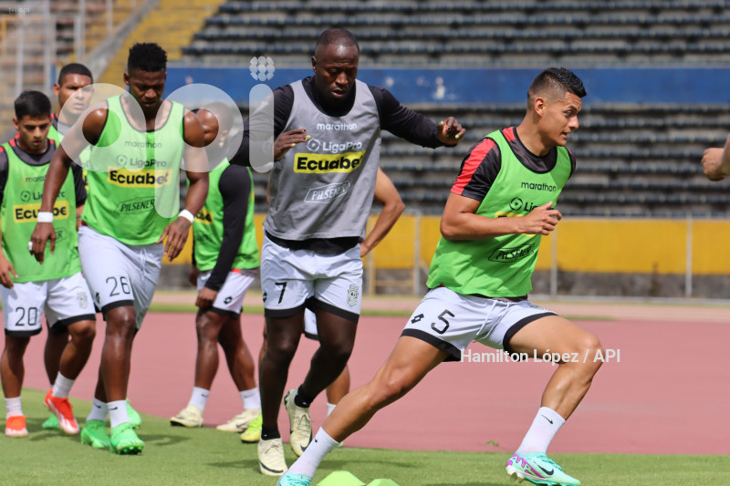 FBL-LIGA-PRO-ECUABET-SERIEB-CUNIBURO-VARGAS-TORRES